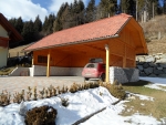 Carport mit Walmdach